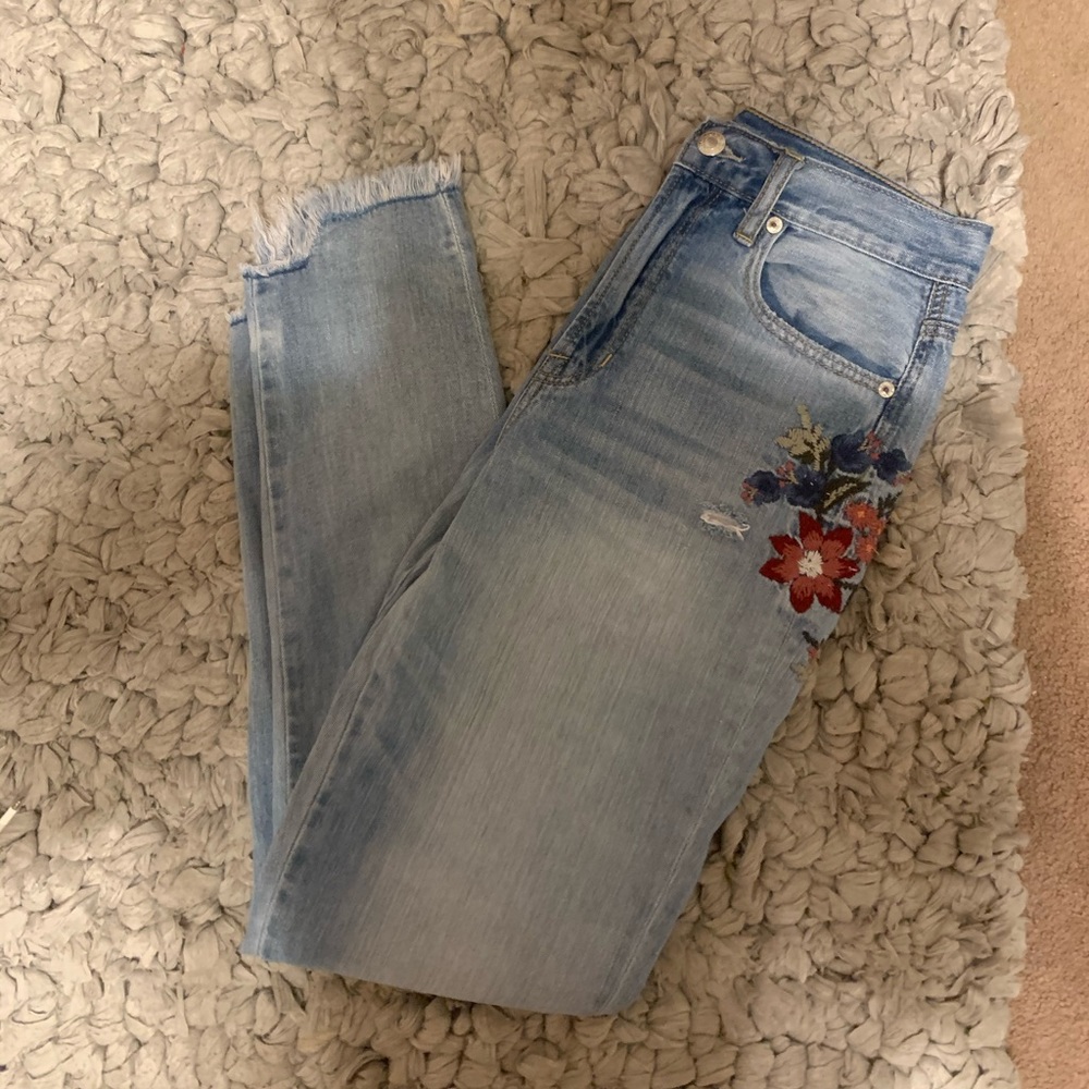 American Eagle Mom Jeans